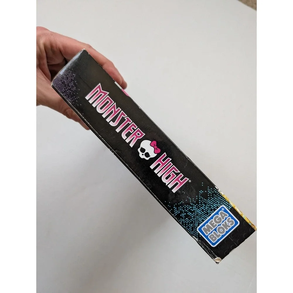 Monster High Biteology‎ Class Mega Bloks Set Sealed 2015 Lagoona Blue